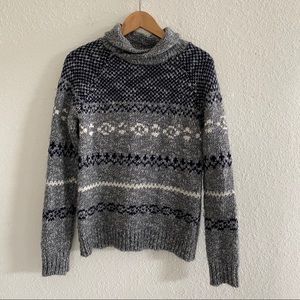 Zara Knitwear Winter Fuzzy Gray White Sweater S